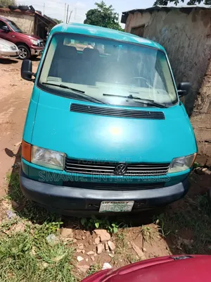 Volkswagen Transporter 2000 Blue