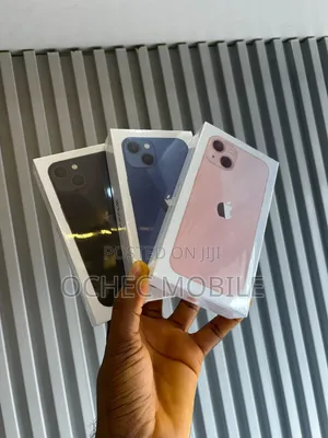 New Apple iPhone 13 128 GB Blue