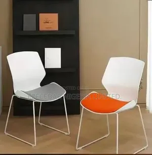 Contemporary Outdoor Chair