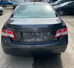 Toyota Camry 2011 Gray