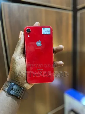 Apple iPhone XR 64 GB Red