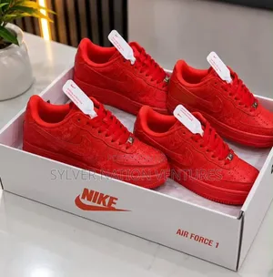 Nike Air Force 1