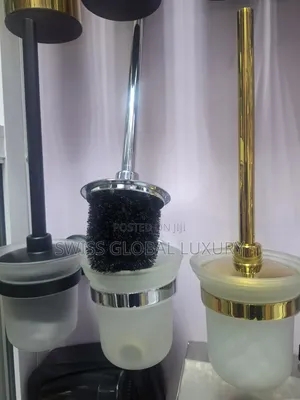 High Grade Bathroom Toilet Brush, Available in Different Colors