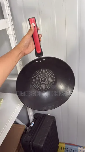 Non Stick Diamond Wok Pan Deep Frying and Stir Fry Pan