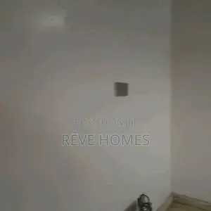 2bdrm Block of Flats in Alagomeji for rent