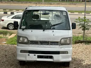 Daihatsu Hijet Mini Truck 2005 White