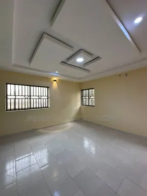 4bdrm Duplex in Ojo Aloba Street, Akobo for rent