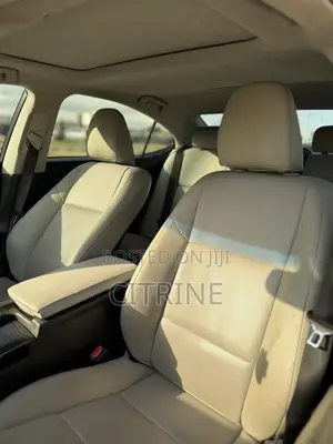 Lexus ES 2017 Gold