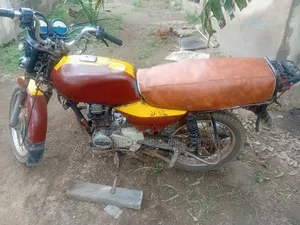 Bajaj Boxer 2018 Red