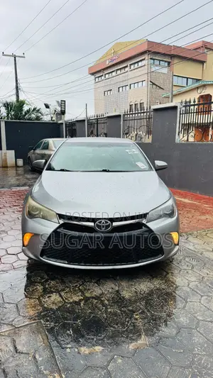 Toyota Camry SE 4dr Sedan (2.5L 4cyl 6A) 2017 Silver