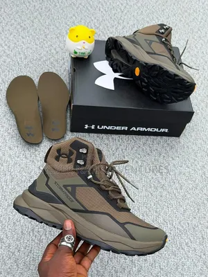 Under Armour High Top