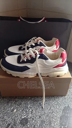 Original Zara Sneakers