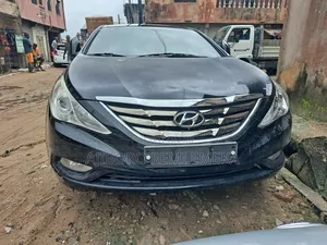 Hyundai Sonata 2010 Black