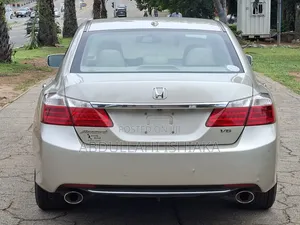 Honda Accord 2013 Gold