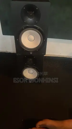Hs8 Speakers