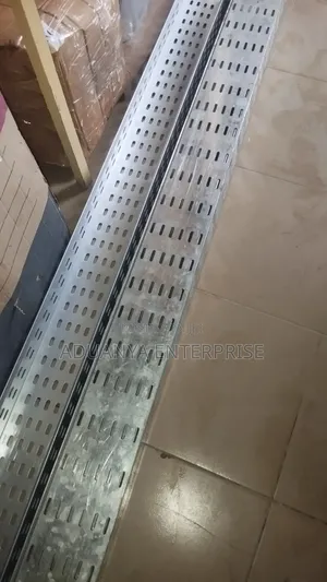 Perforated Cable Tray (Slotted Cable Tray).