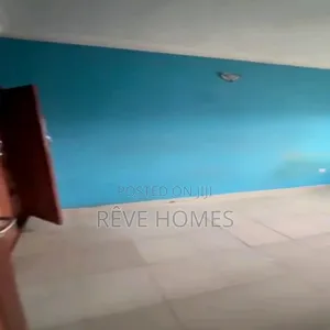 2bdrm Block of Flats in Akoka for rent