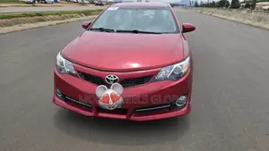 Toyota Camry SE 4dr Sedan (2.5L 4cyl 6A) 2013 Red