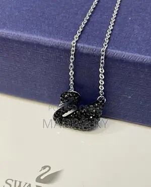 Black Gradient Swan Necklace