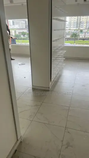 Showroom Shop Upstair on Lekki Major Road