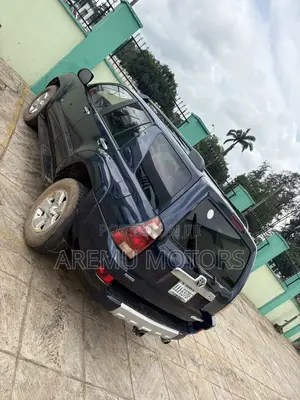 Toyota 4-Runner Limited 4x4 2004 Blue