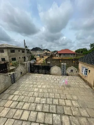 Furnished 5bdrm Duplex in Alasoro Street, Akala Express for sale