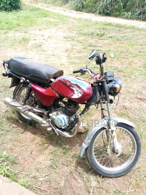 Bajaj Boxer 2015 Red