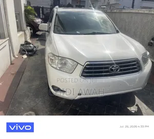 Toyota Highlander Limited 2009 White
