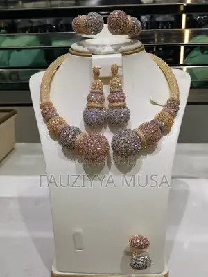 Luxurious Fashion Jewelry
