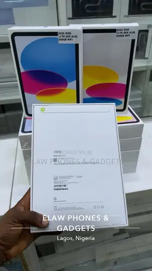 New Apple iPad (2025) 256 GB