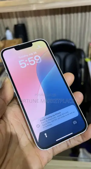 Apple iPhone 13 128 GB White
