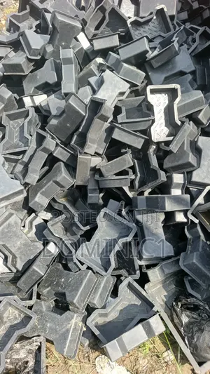 Interlocking Moulds