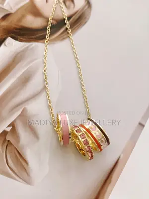 3-Ring Pink Necklace
