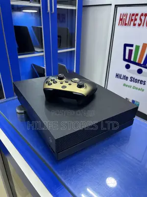 Xbox One X With 1 Pad