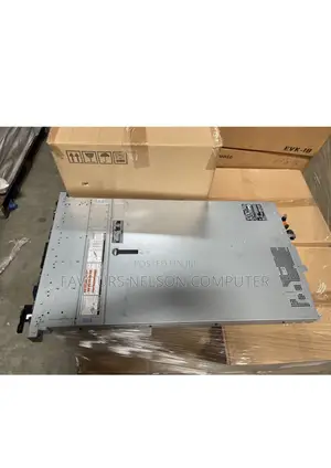 Server Dell PowerEdge R640 32GB Intel Xeon HDD 3T