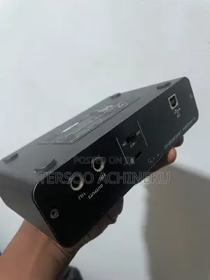 Behringer UMC202HD