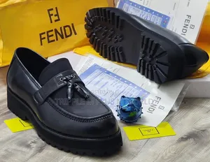 Men's Shoe