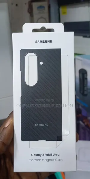 Samsung Galaxy Z Fold 8 Ultra Carbon Magsafe