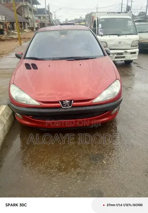 Peugeot 206 2006 Red