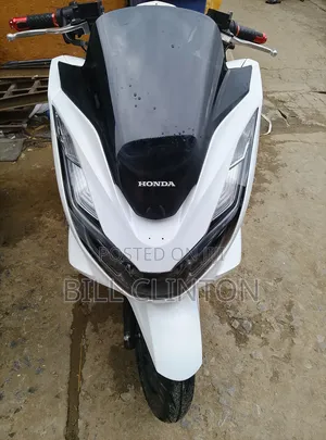 Honda 2021 White