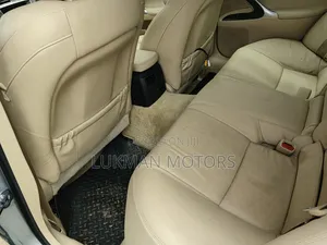 Lexus IS 2009 Gray