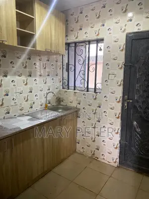1bdrm Apartment in Apata for rent