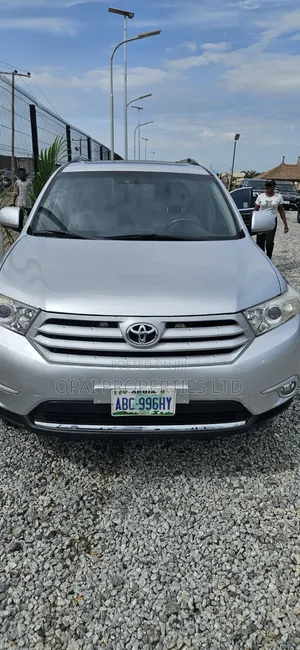 Toyota Highlander 2012 Silver