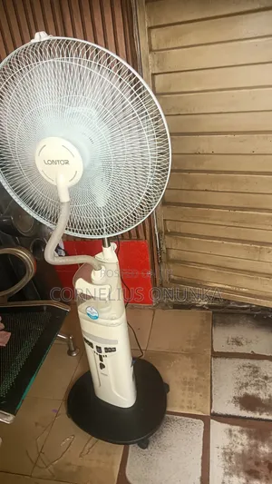 Rechargeable Water Mist Fan