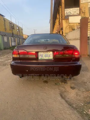 Honda Accord 2.4i 2002 Brown