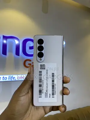 Samsung Galaxy Z Fold4 256 GB Gold