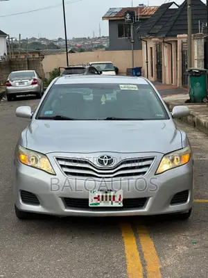 Toyota Camry LE 4dr Sedan (2.5L 4cyl 6AM) 2010 Silver