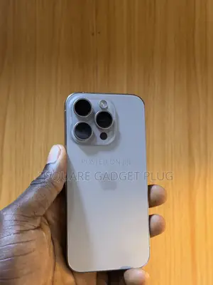 Apple iPhone 15 Pro 256 GB Gray