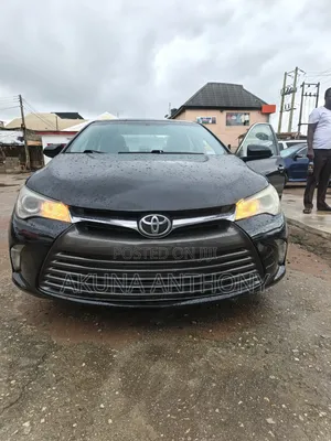Toyota Camry 2016 Black