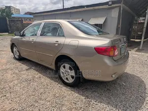 Toyota Corolla S 4dr Sedan (1.8L 4cyl 4A) 2009 Gold